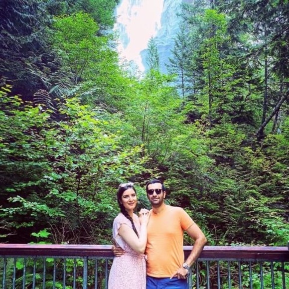 Meet your Posher, Yasaman - Picture 1 of 1